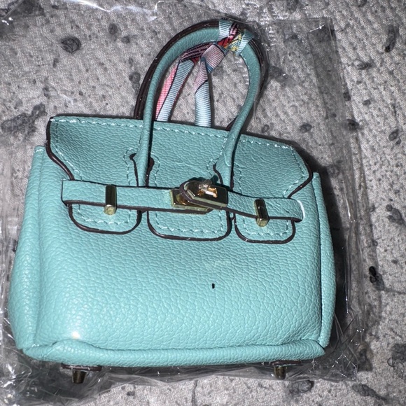 Handbags - NWOT‎ unbranded blue purse charms